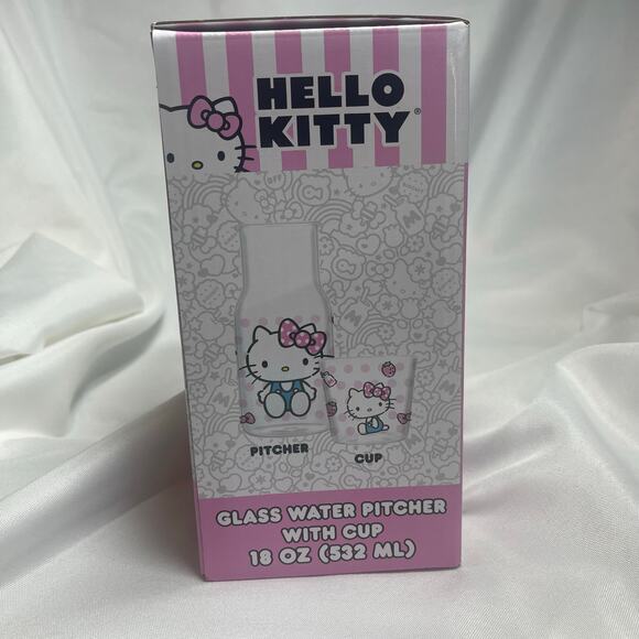 Hello Kitty Glass water pitcher with cup 18oz -New in box - Picture 3 of 3